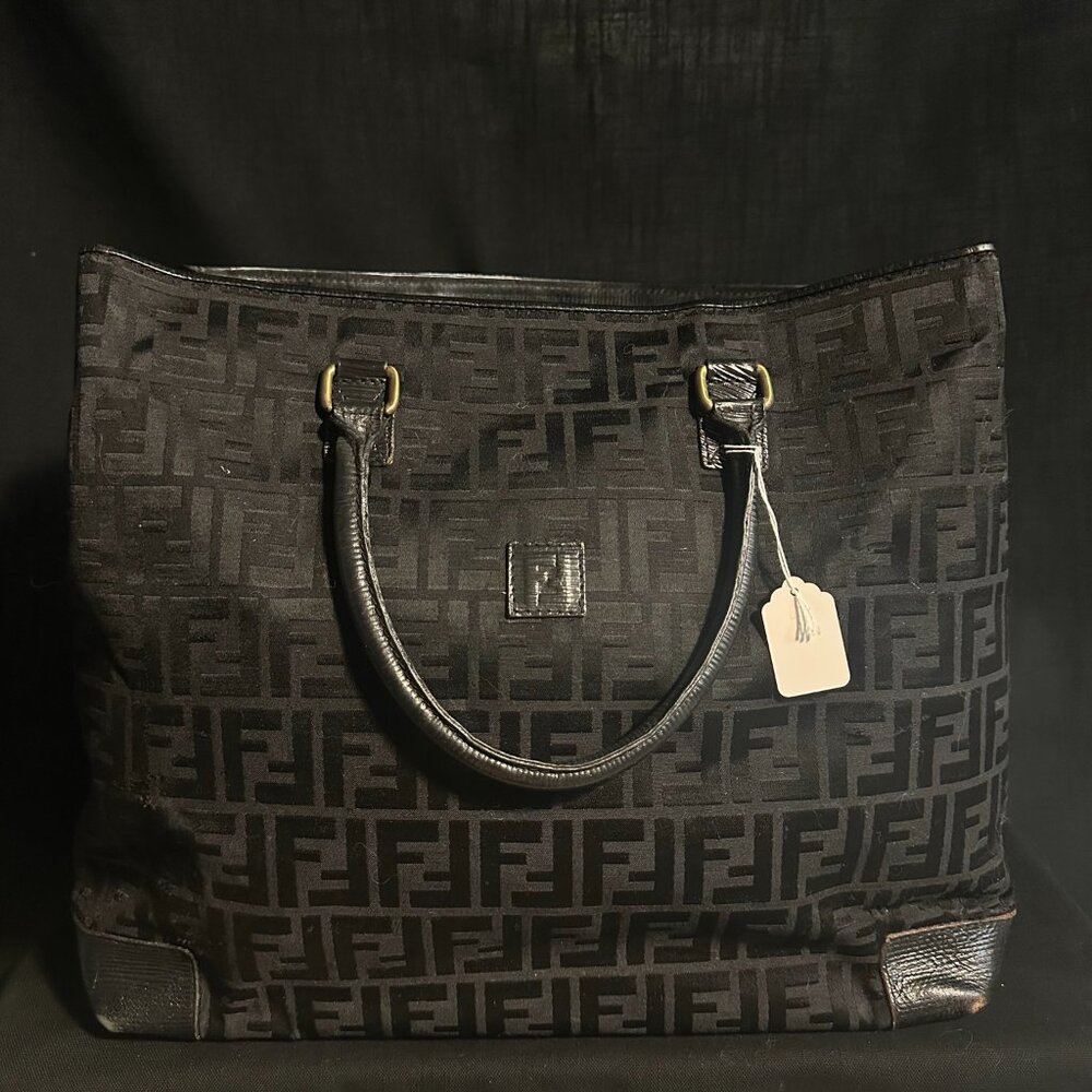 FENDI Vintage Black Zucca handbag - Picture 2 of 4